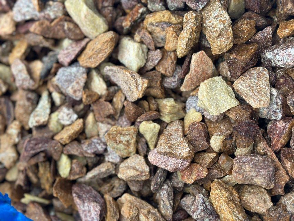 Златолит персиковый декоративная каменная крошка купить в Чусовом