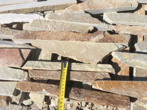 Горбушка златолит золотистый для облицовки купить в Чусовом