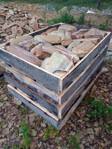 Златолит жёлтый, жёлто-зелёный глыбки и валуны для ланшафтного дизайна купить в Чусовом