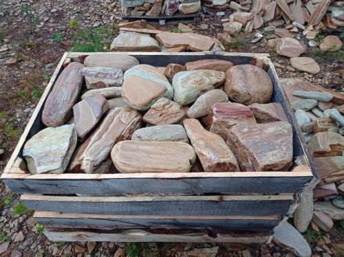 Златолит жёлтый, жёлто-зелёный глыбки и валуны для ланшафтного дизайна купить в Чусовом