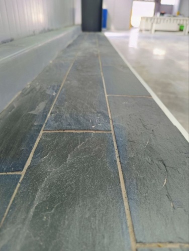 Плитка чёрная из натурального камня фасадная 30 см * 5 см, толщина 7 мм -30 мм купить в Чусовом